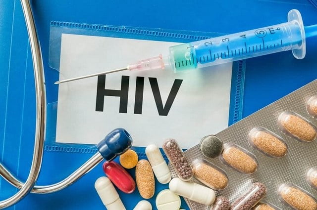 Tác hại của HIV AIDS đối với cơ thể người nhiễm bệnh thế nào?