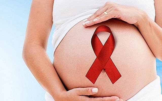 Người mẹ nhiễm HIV mang thai sẽ có thể khiến virus trong nhau thai đi vào cơ thể của đứa bé