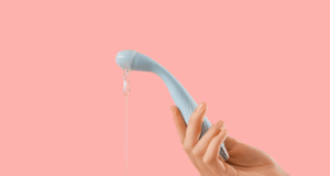 sử dụng chất bôi trơn nếu cần khi thủ dâm 