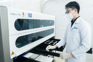 xết nghiệm hiv PCR, chạy máy tự động 
