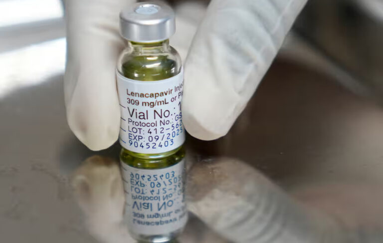 Vaccine tiêm phòng HIV