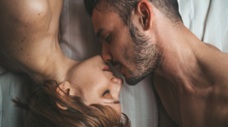 STDs có lây qua đường miệng, hôn, dùng chung đồ cá nhân không?