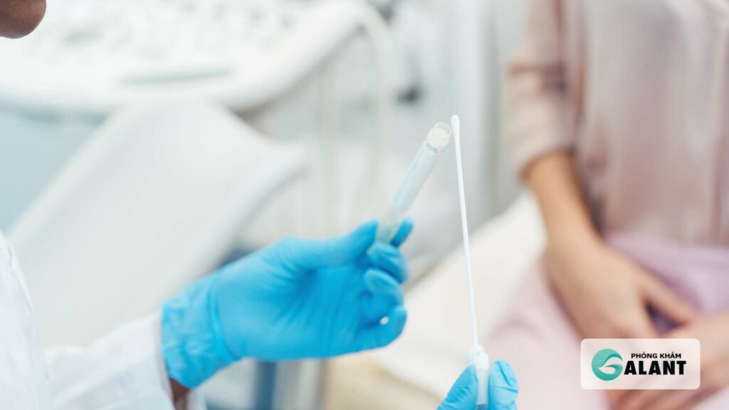 Đi khám bác sĩ khi có các dấu hiệu bất thường