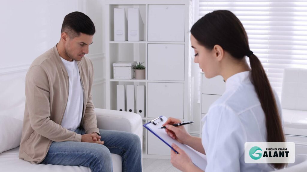 Đi khám lại khi thấy sự khác thường